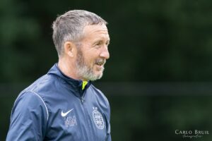 FCSB's Mihai Stoica med et smil på læben.