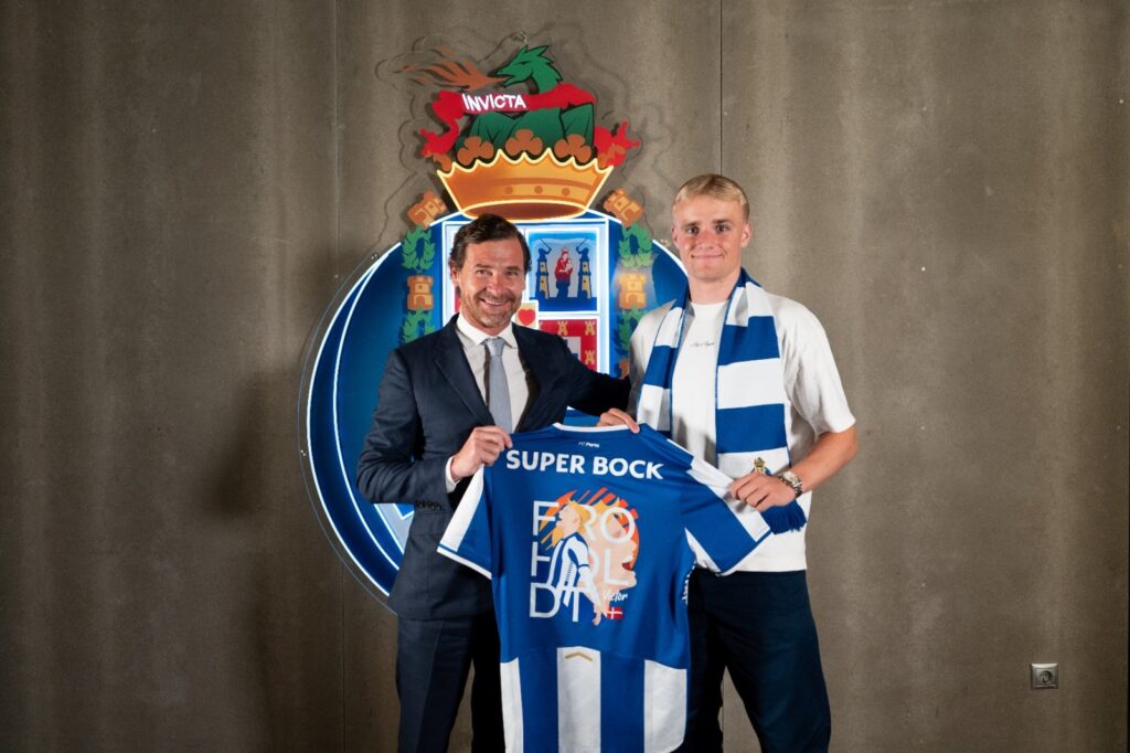 Froholdt med Villas-Boas