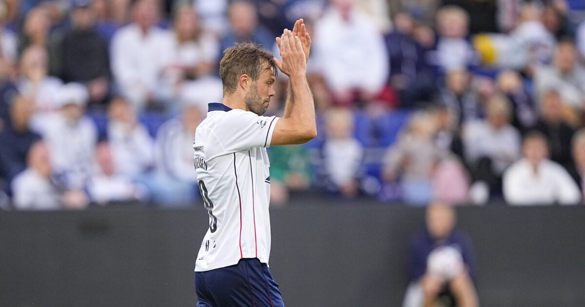 Mortensen efter to kikser fra pletten: Prøver man at være helten, kan det gå galt Foto: Bo Amstrup/Ritzau Scanpix