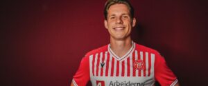 Alexander Håpnes præsenteres i AaB.