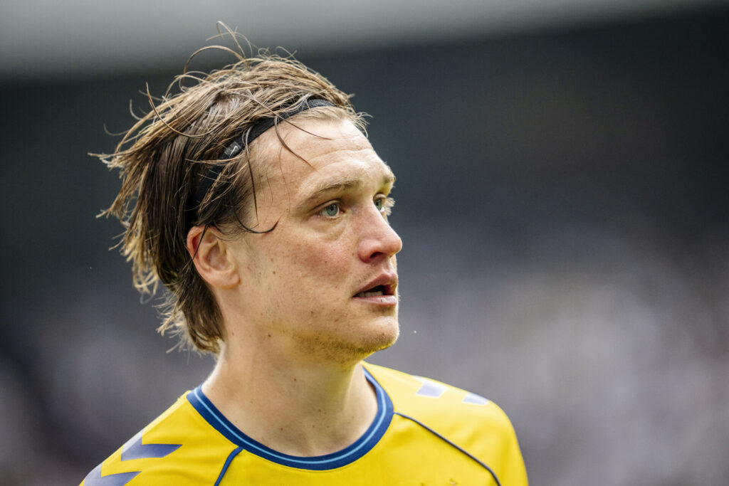 Rasmus Lauritsen under en kamp for Brøndby IF