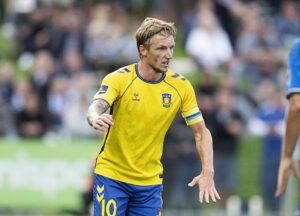Daniel Wass i kamp for Brøndby