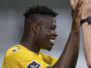 Brøndbys Yeboah giver highfive