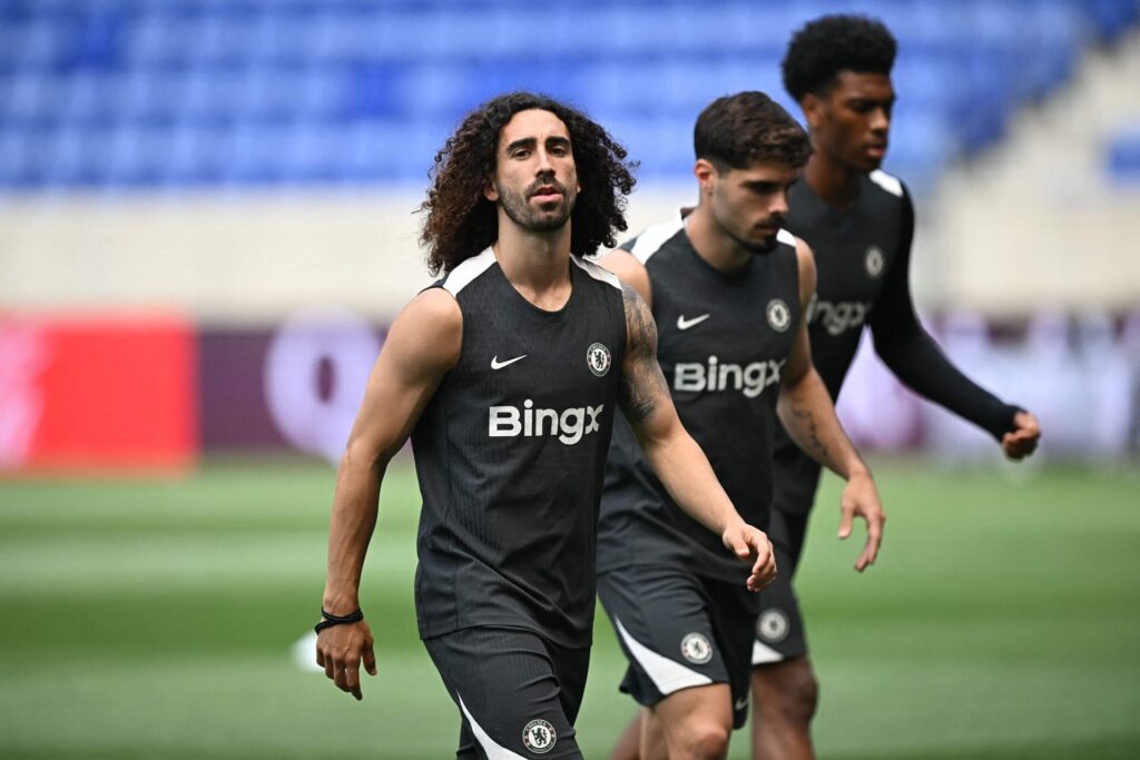 Marc Cucurella i træning for Chelsea