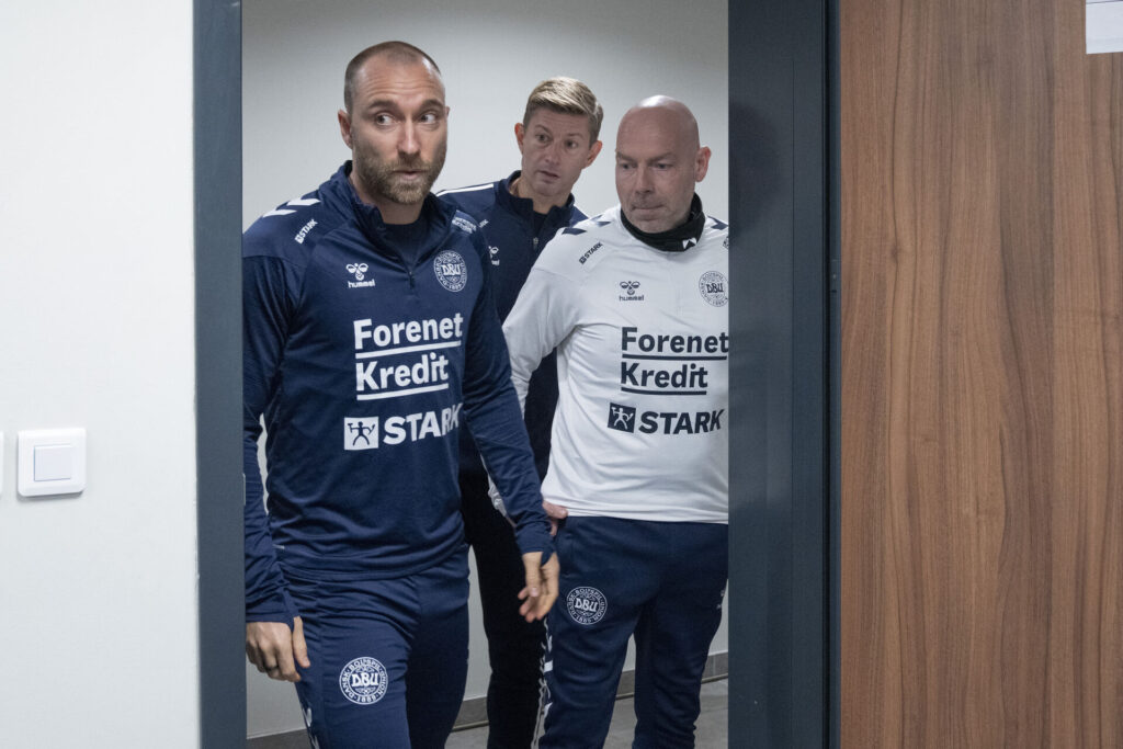 Christian Eriksen og Brian Riemer.