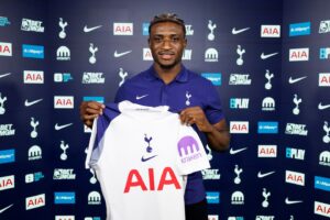 Mohammed Kudus præsenteres i Tottenham.