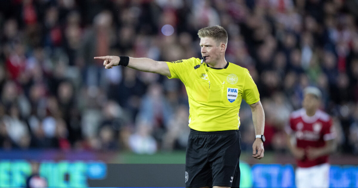 Erfaren dommer styrer fløjten i lokalbrag mellem AGF og Randers Foto: Bo Amstrup/Ritzau Scanpix