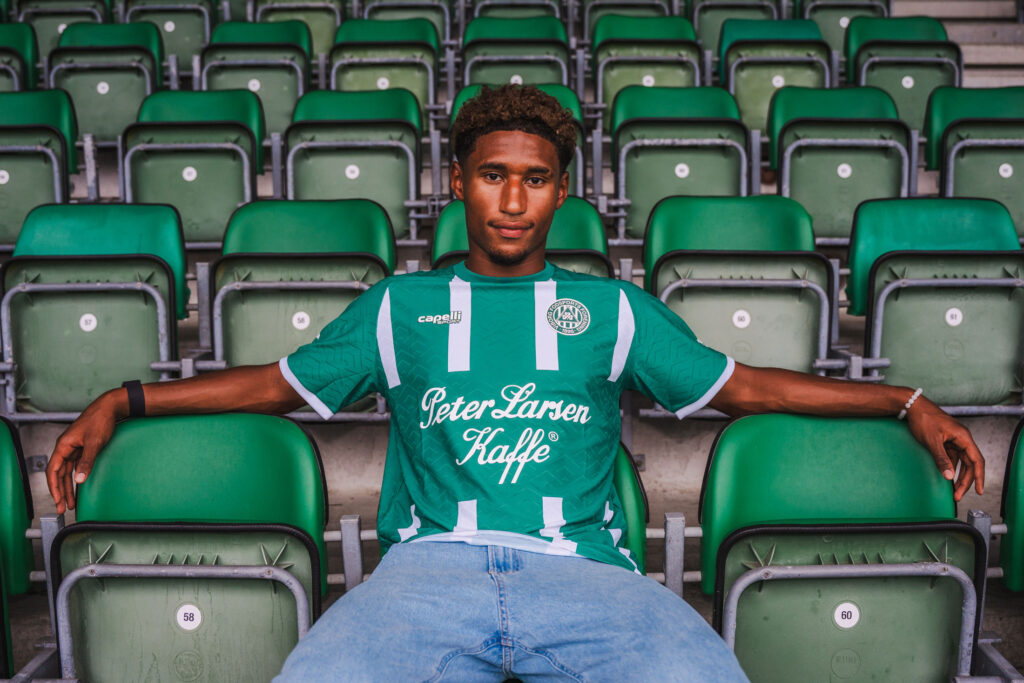 Jalal på tribunen i Viborg