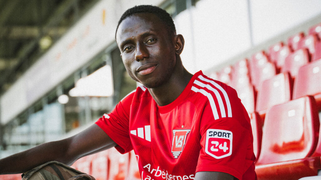 Abdoulaye Camara i Vejle-trøje