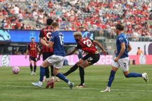 Philip Billing scorer flot langskud for Bournemouth mod Everton i testkamp