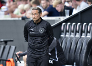 FC Midtjyllands cheftræner Thomas Thomasberg på sidelinjen