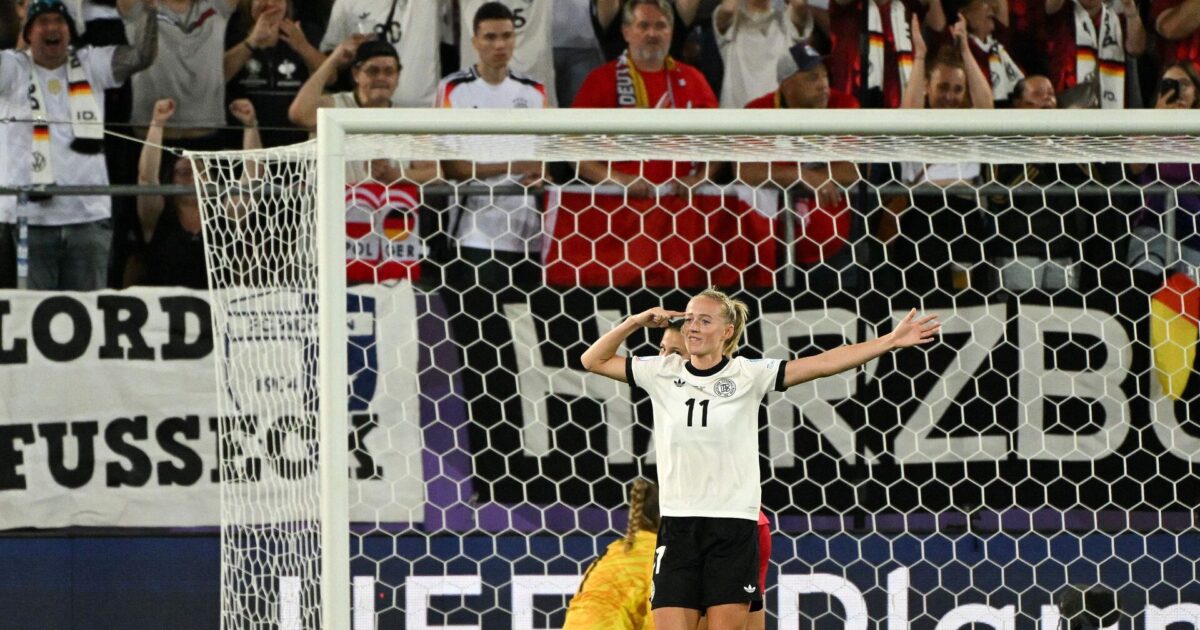 Tysk sejr over Polen: Danmark med ryggen mod muren Foto: Photo by Miguel MEDINA 