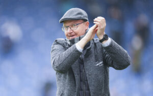 Glen Riddersholm klapper