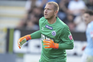 Jakob Busk i kamp for Sønderjyske