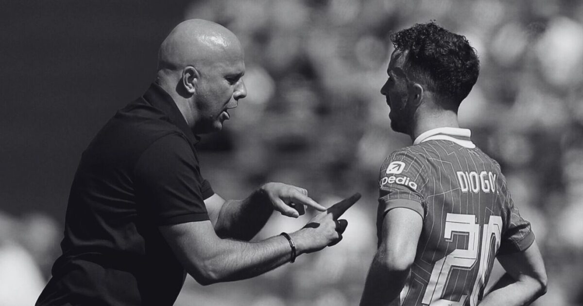 Arne Slot: Klar besked til familien – You Never Walk Alone Foto: Action Images via Reuters/Jason