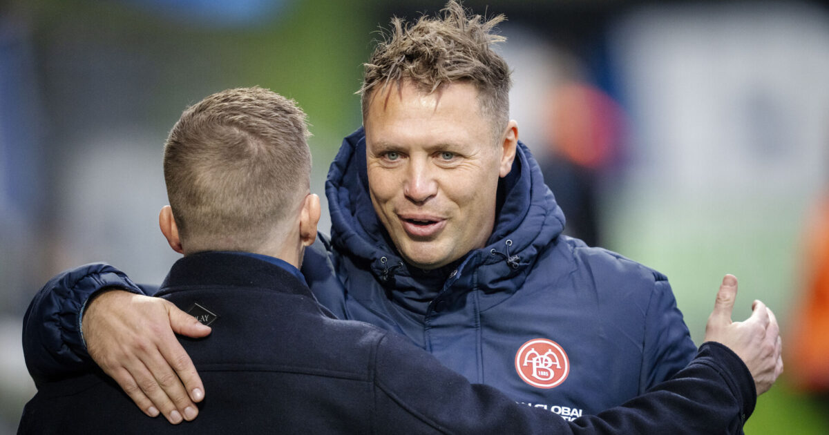 Menno van Dam er rejst hjem: Sådan er forholdet til AaB i dag Foto: Mads Claus Rasmussen/Ritzau Scanpix