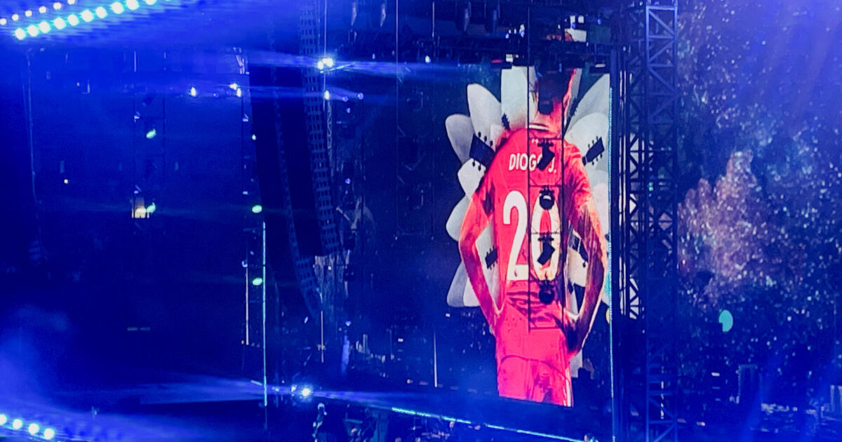 Oasis hylder Diogo Jota ved genforeningskoncert Foto: PHOTOGRAPHS MAY BE PUBLISHED IN CONTEXT WITH THE SHOW ONLY