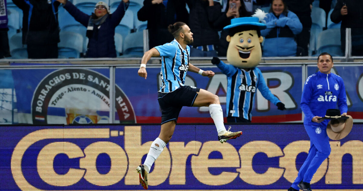 Endelig! Braithwaite sikrer Gremio vigtig sejr med to scoringer Foto: Ritzau Scanpix/REUTERS