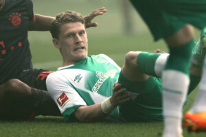 Jens Stage ligger ned