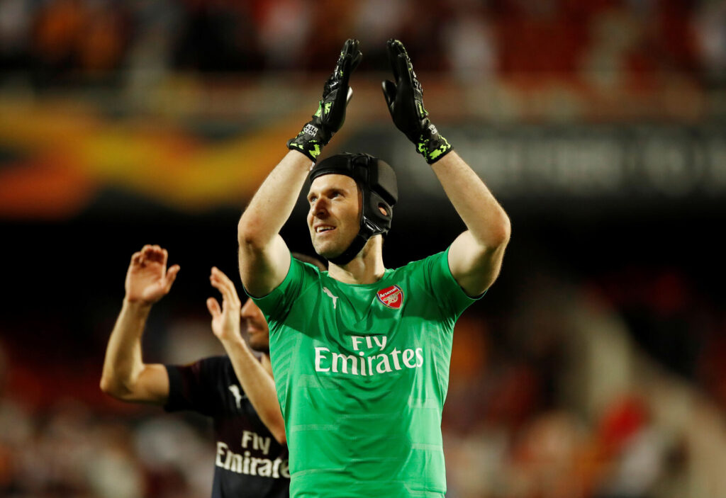 Petr Cech efter en kamp for Arsenal