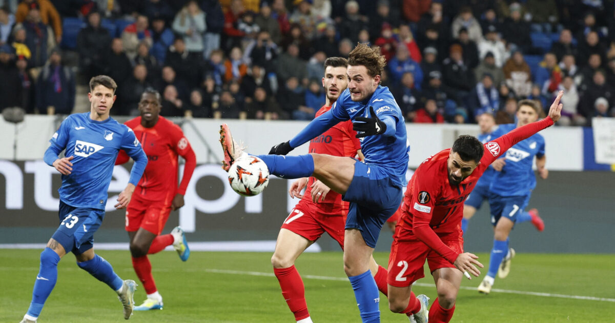 Medie: Bruun Larsen er på plads i Premier League Foto: Heiko Becker/REUTERS