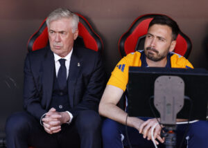 Davide og Carlo Ancelotti side om side.