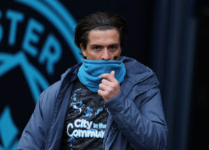 Jack Grealish skjuler sig