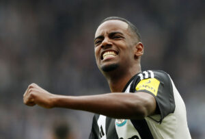 Isak jubler efter mål