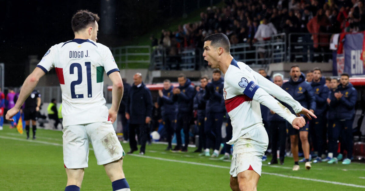 – Det giver ingen mening, siger Ronaldo Foto: Denis Balibouse/REUTERS