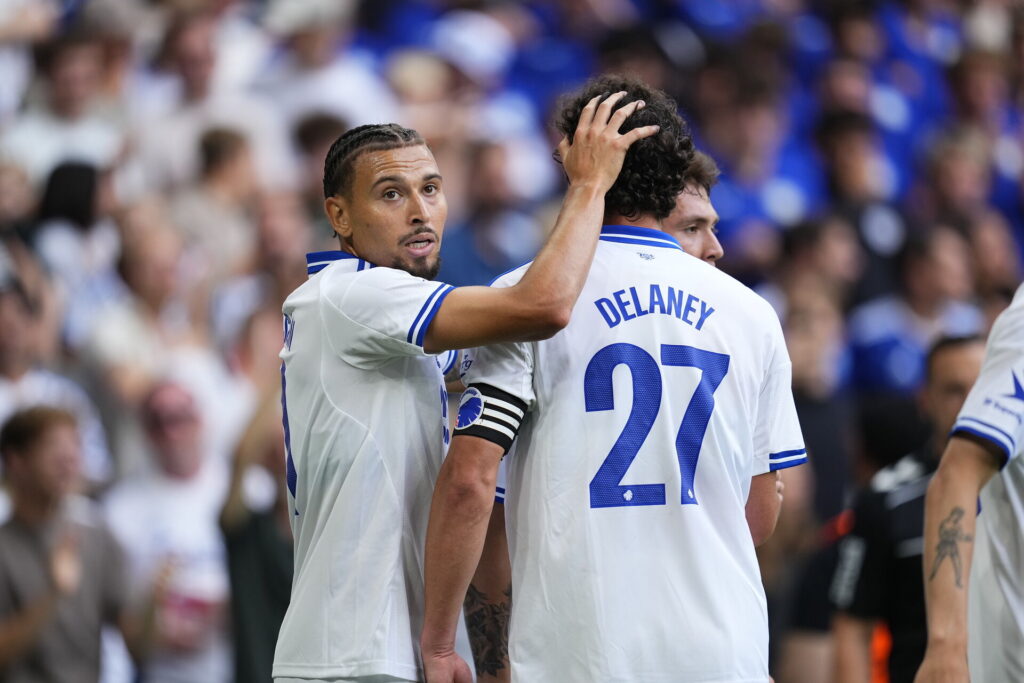 Jordan Larsson og Thomas Delaney i Parken