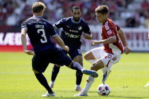 Mikkel Duelund i aktion for Vejle Boldklub