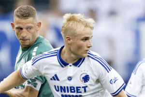 Froholdt i kamp for Viborg