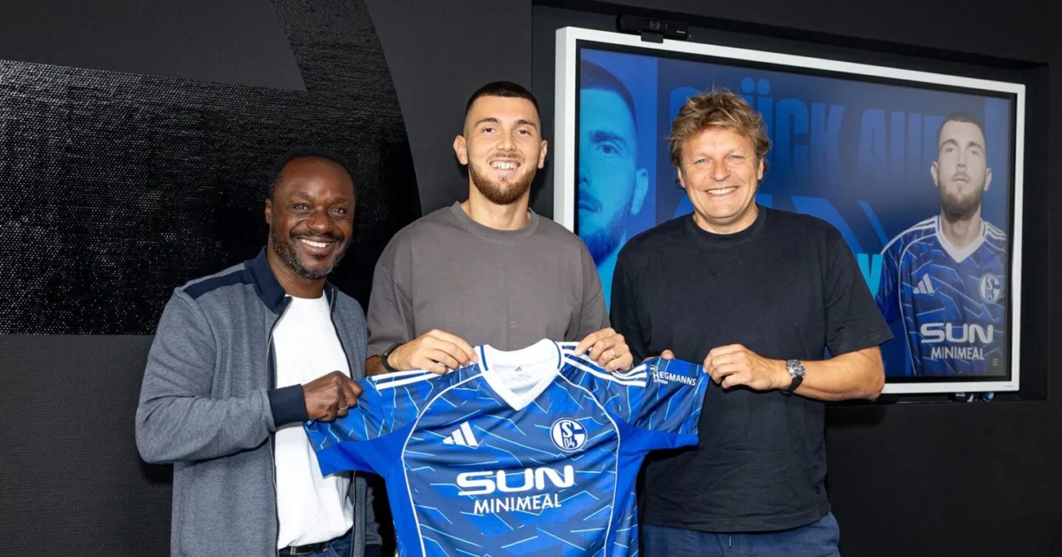 Officielt: Fynsk stopper præsenteret i Schalke 04 Foto: Schalke 04