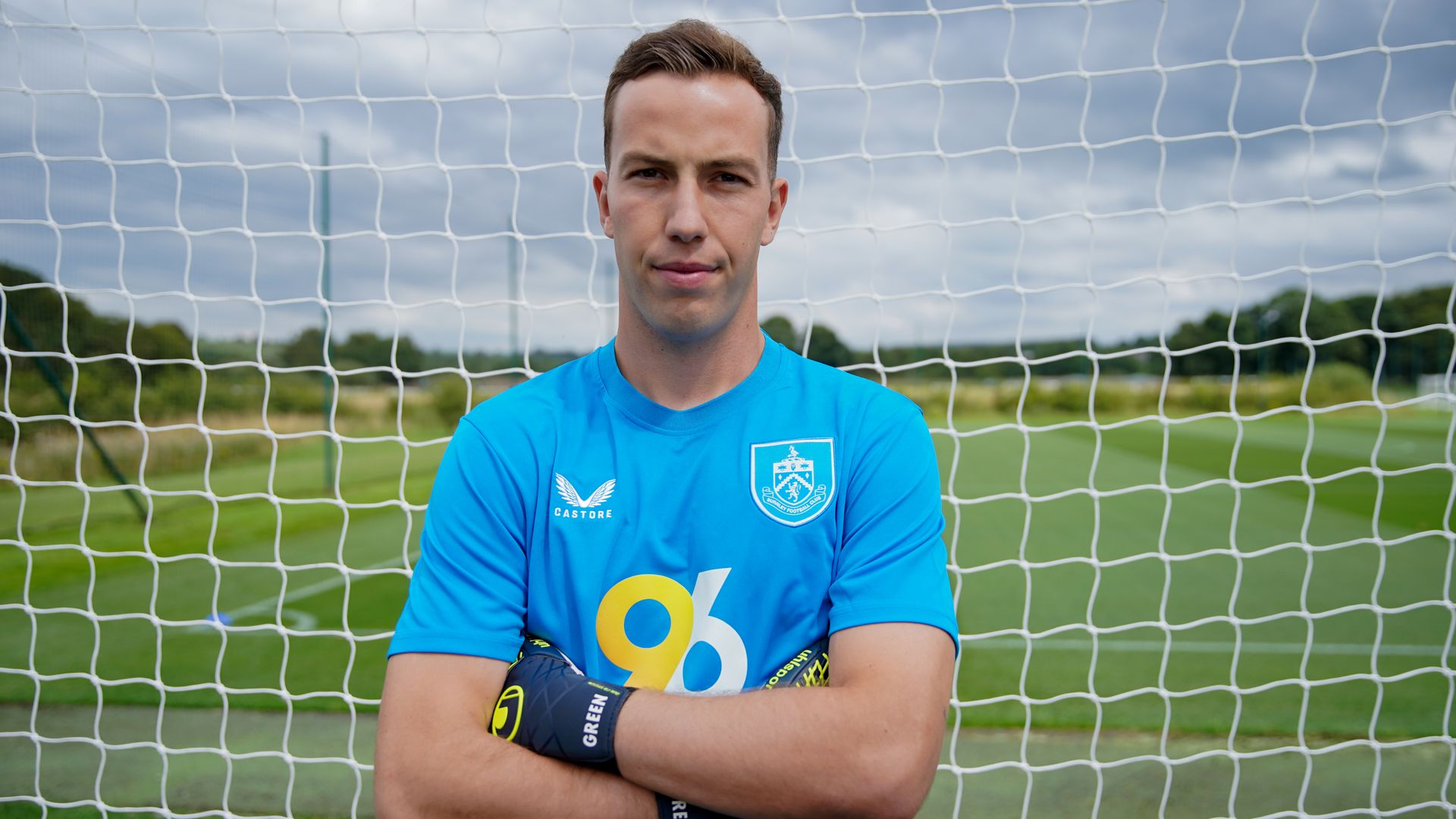 Etienne Green med arme over kors