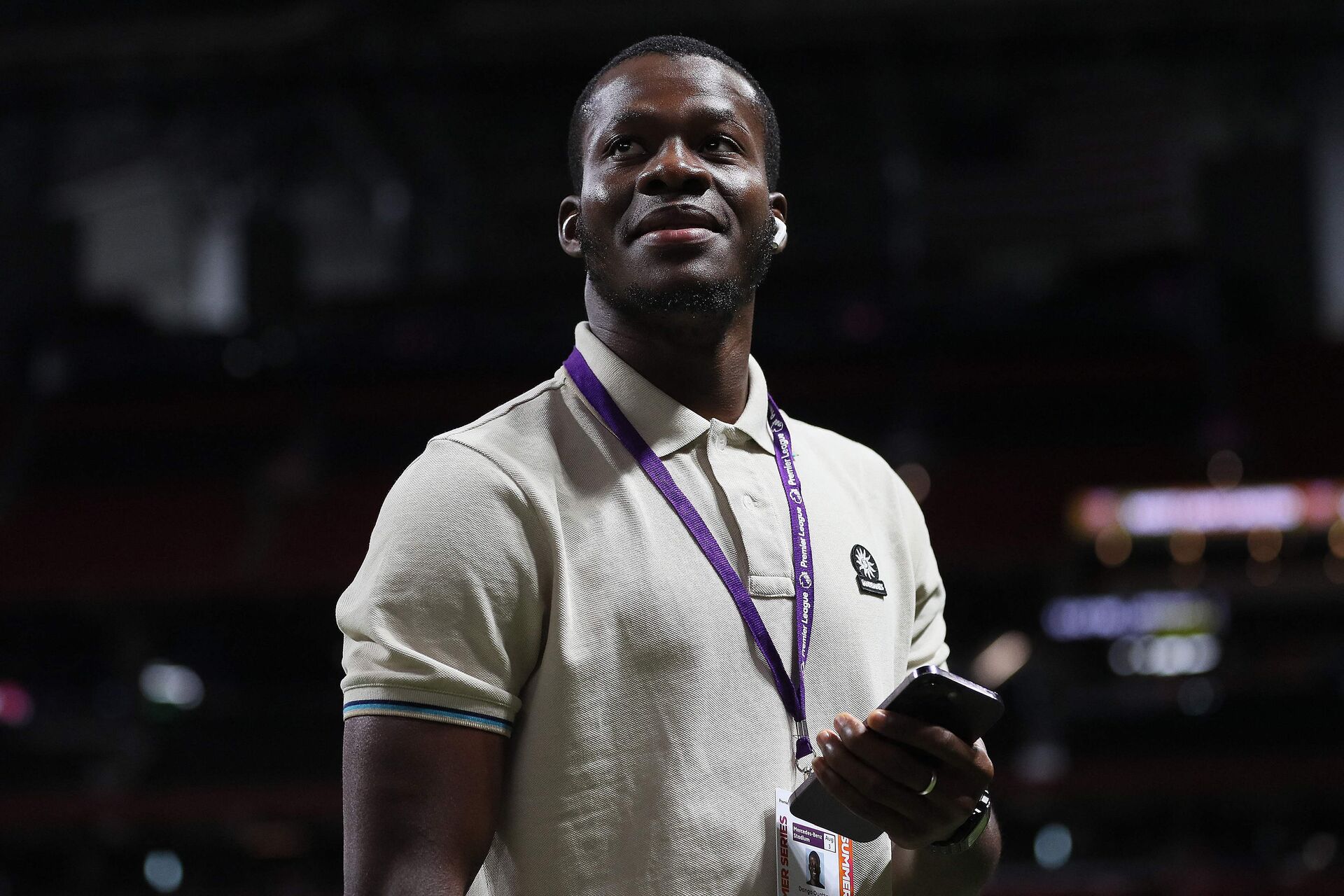 Dango Ouattara før en kamp for Bournemouth