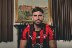 Martin Erlic for første gang i FCM-trikoten.