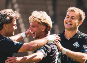 Villads Westh jubler over sin scoring for Kolding IF mod Esbjerg fB.