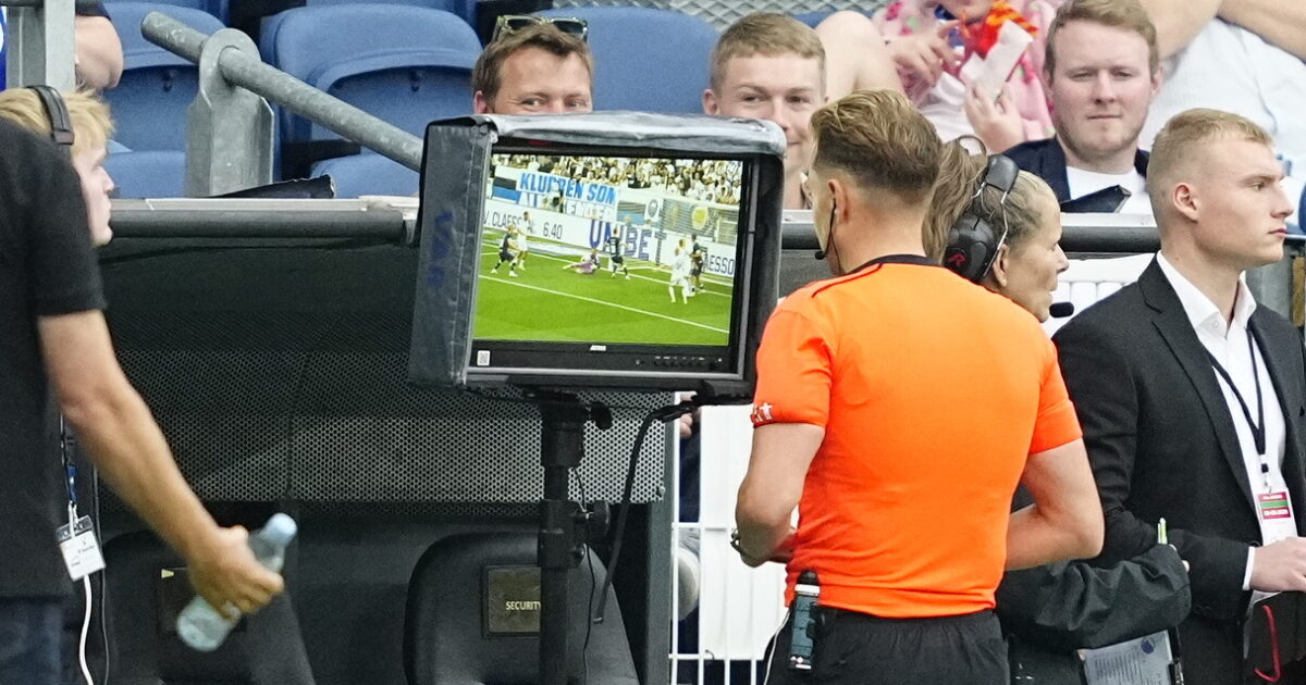 Redder forklarer 2-0-mål: Den fagligt rigtige beslutning 