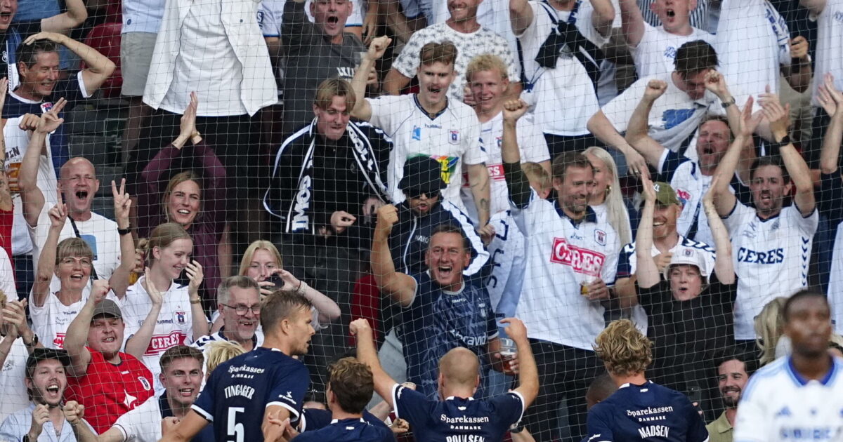 Kæmpe drama i Parken: AGF overrasker og slår FCK trods Larsson-drømmemål Foto: Mads Claus Rasmussen/Ritzau Scanpix