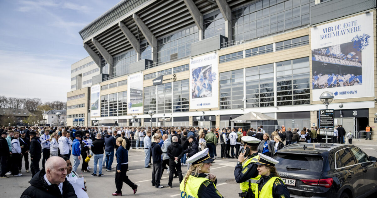 Efter voldelige sammenstød: Politiet indfører skærpet strafzone til FCK mod Malmö Foto: Mads Claus Rasmussen/Ritzau Scanpix