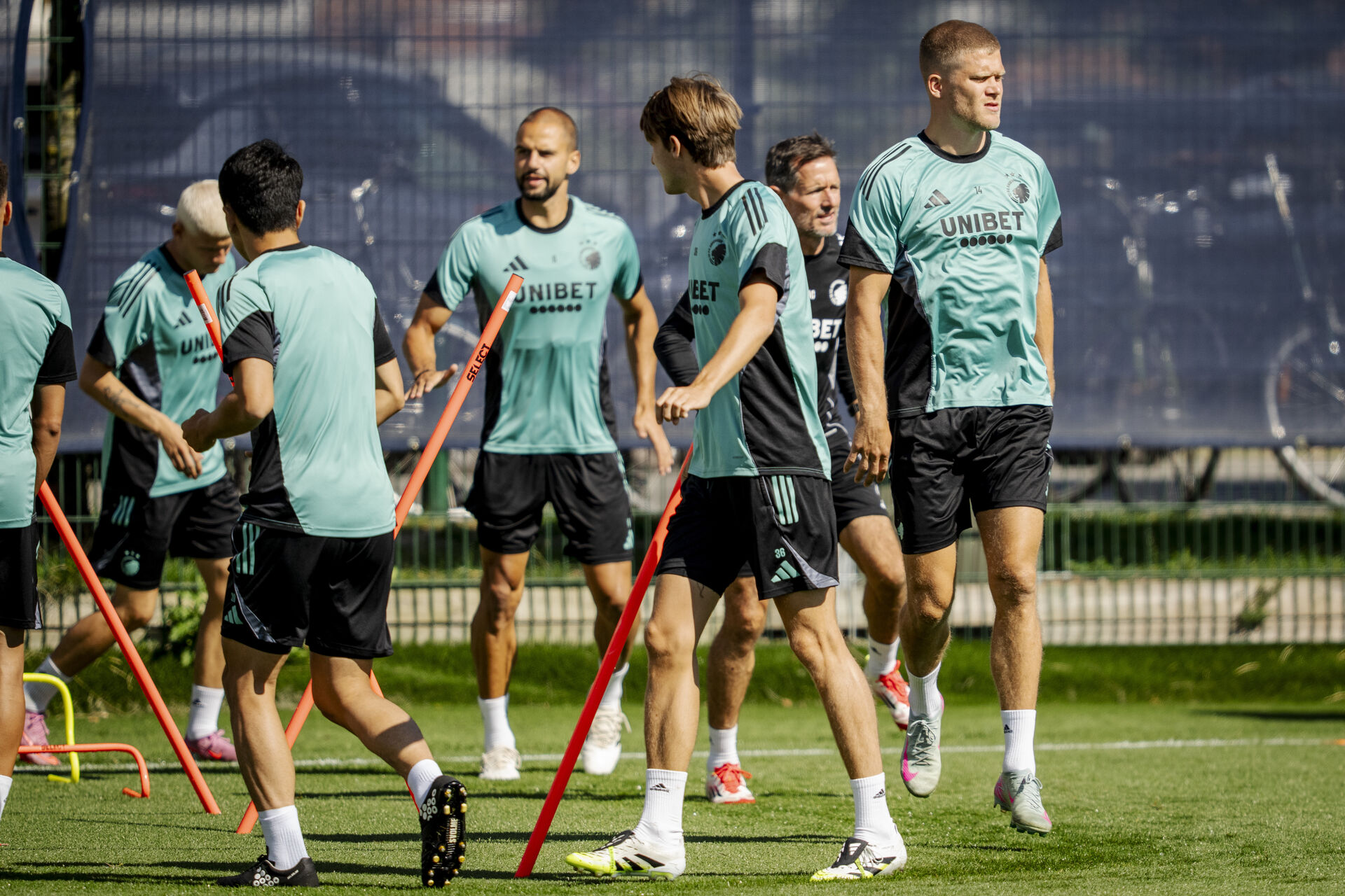 F.C. Københavns Andreas Cornelius, Pantelis Chadzidiakos.