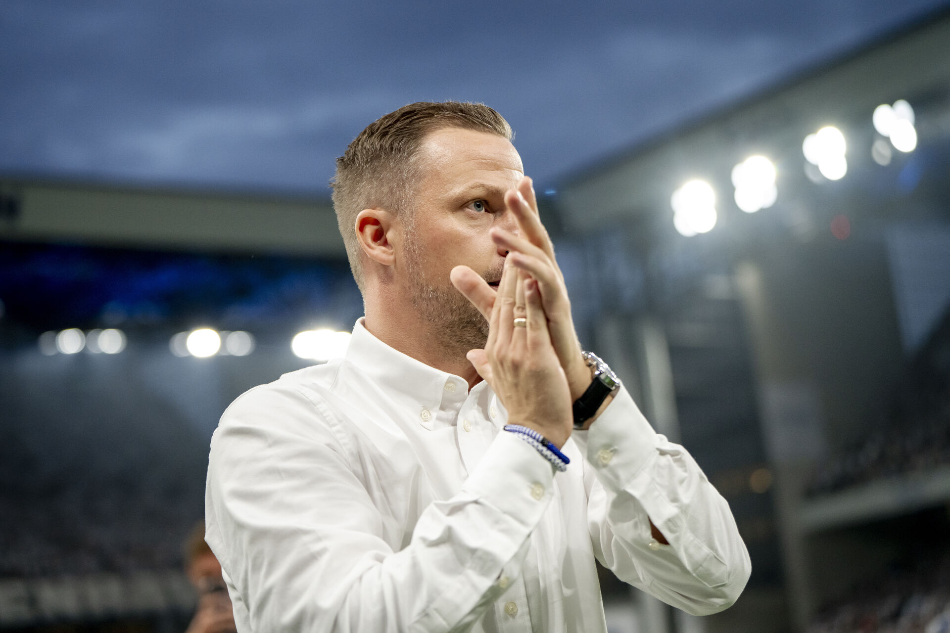 Jacob Neestrup klapper.