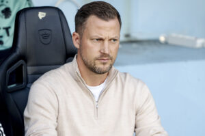 Neestrup på trænerbænken