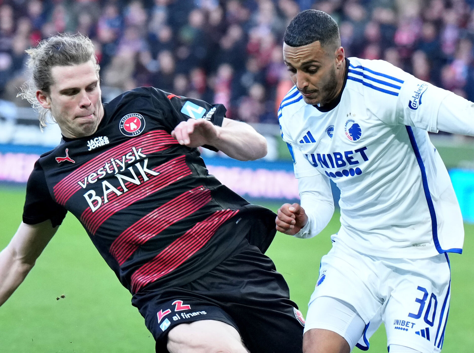 Bech og Achouri i duel