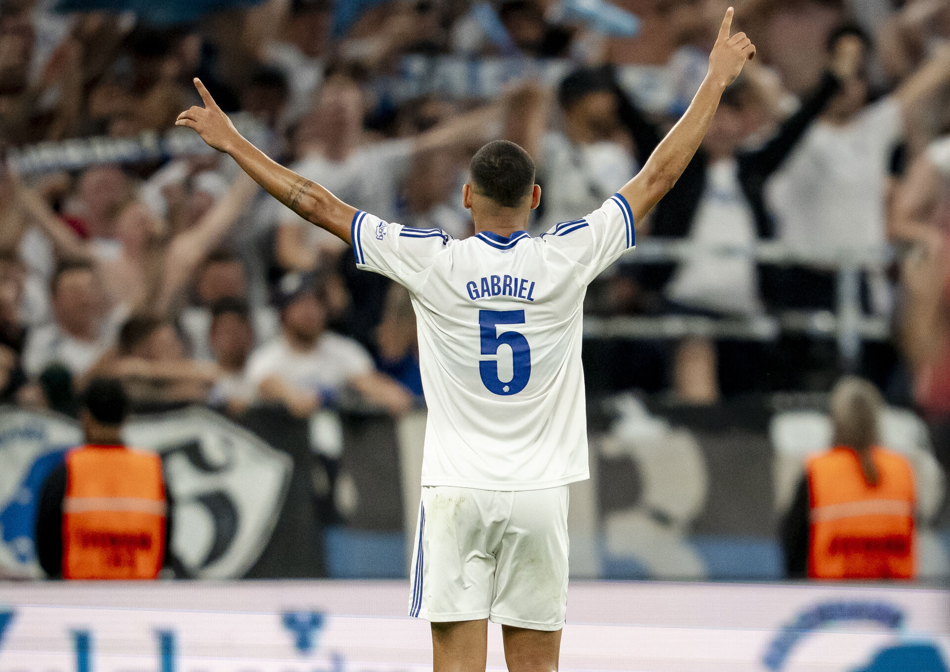 Gabriel Pereira fejrer FC Københavns sejr over Malmö i Parken