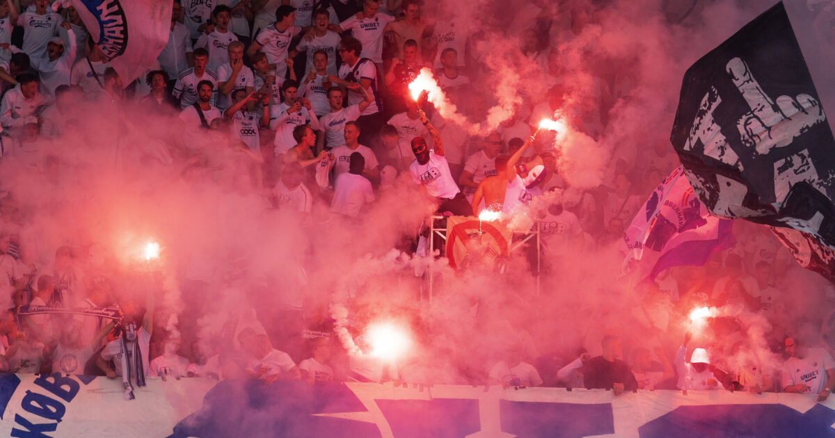 Godt 6000 kroner per romerlys: FCK straffes for udekamp i Viborg Foto: Claus Bech/Ritzau Scanpix