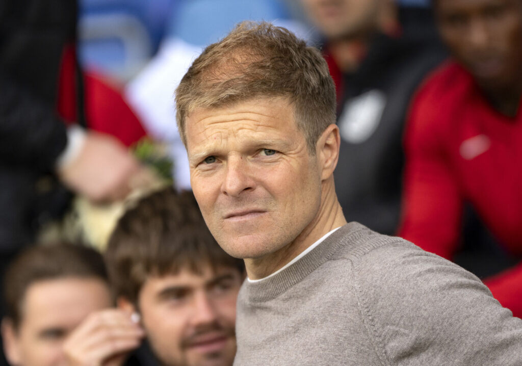 Jens Fønsskov Olsen stirrer ud