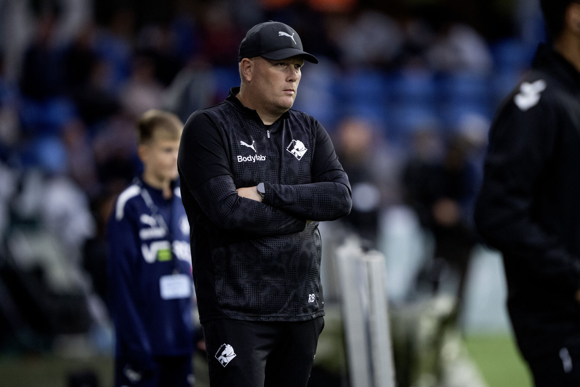 Rasmus Bertelsen på trænerbænken i Randers