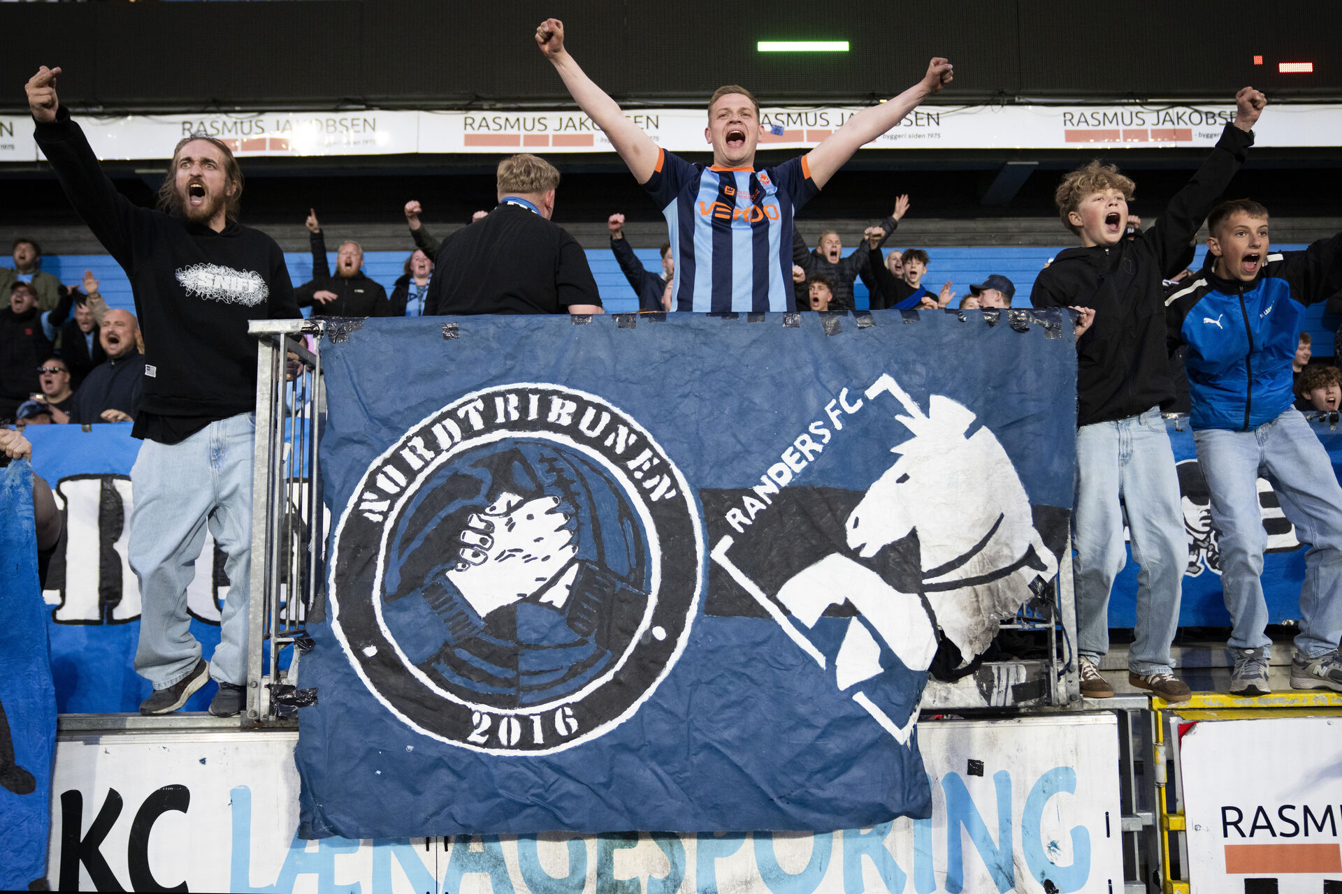 En Randers-fan jubler