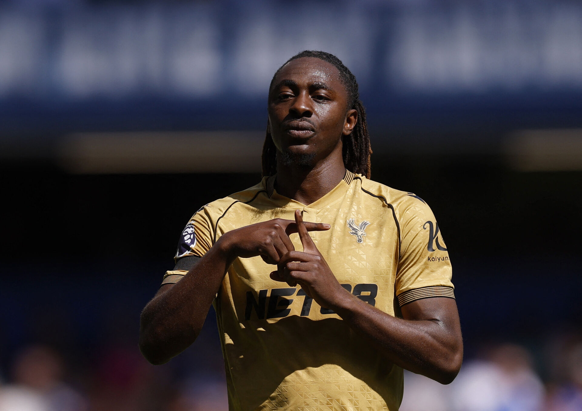 Eberechi Eze fejrer en scoring for Crystal Palace